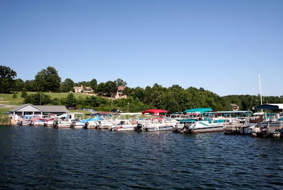 pontoon boat dock